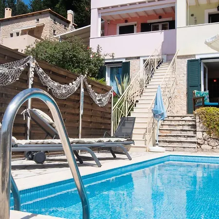 Supreme * Áyios Nikítas