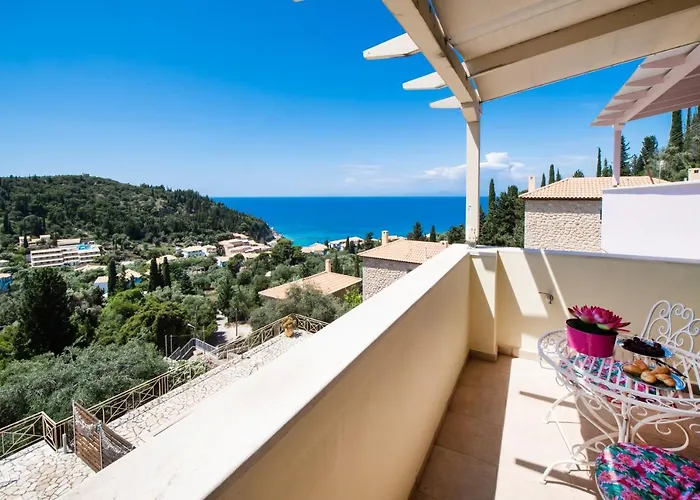 Supreme * Áyios Nikítas