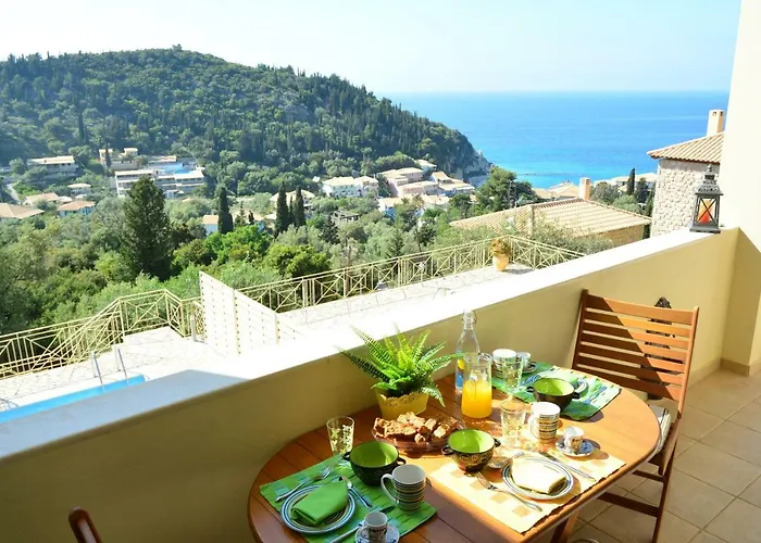 Supreme * Áyios Nikítas