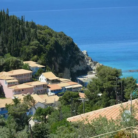 Supreme * Áyios Nikítas