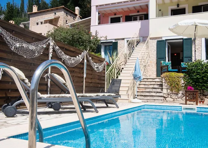 Supreme * Айос-Никитас